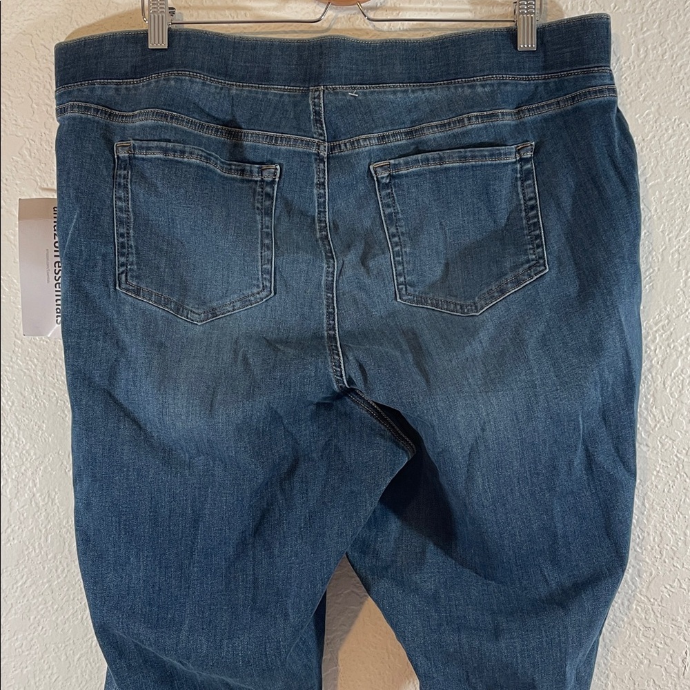 Amazon Essentials Womens Mid-Rise Stretch Pull-On Jegging Size 22W Regular NEW - Picture 7 of 11